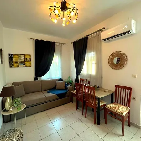 Διαμέρισμα Niki's House *