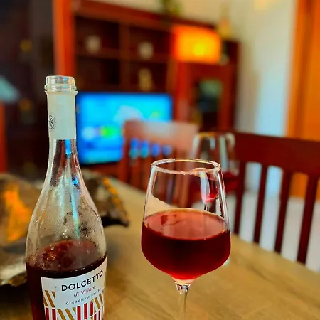 Niki's House דירה האראקי