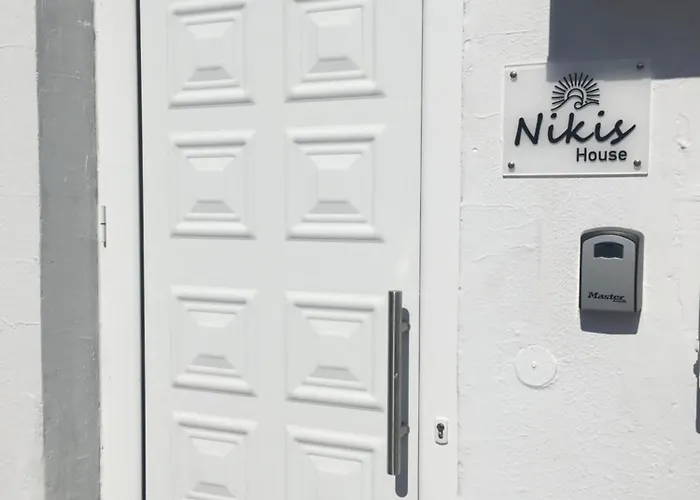 Niki's House Χαράκι